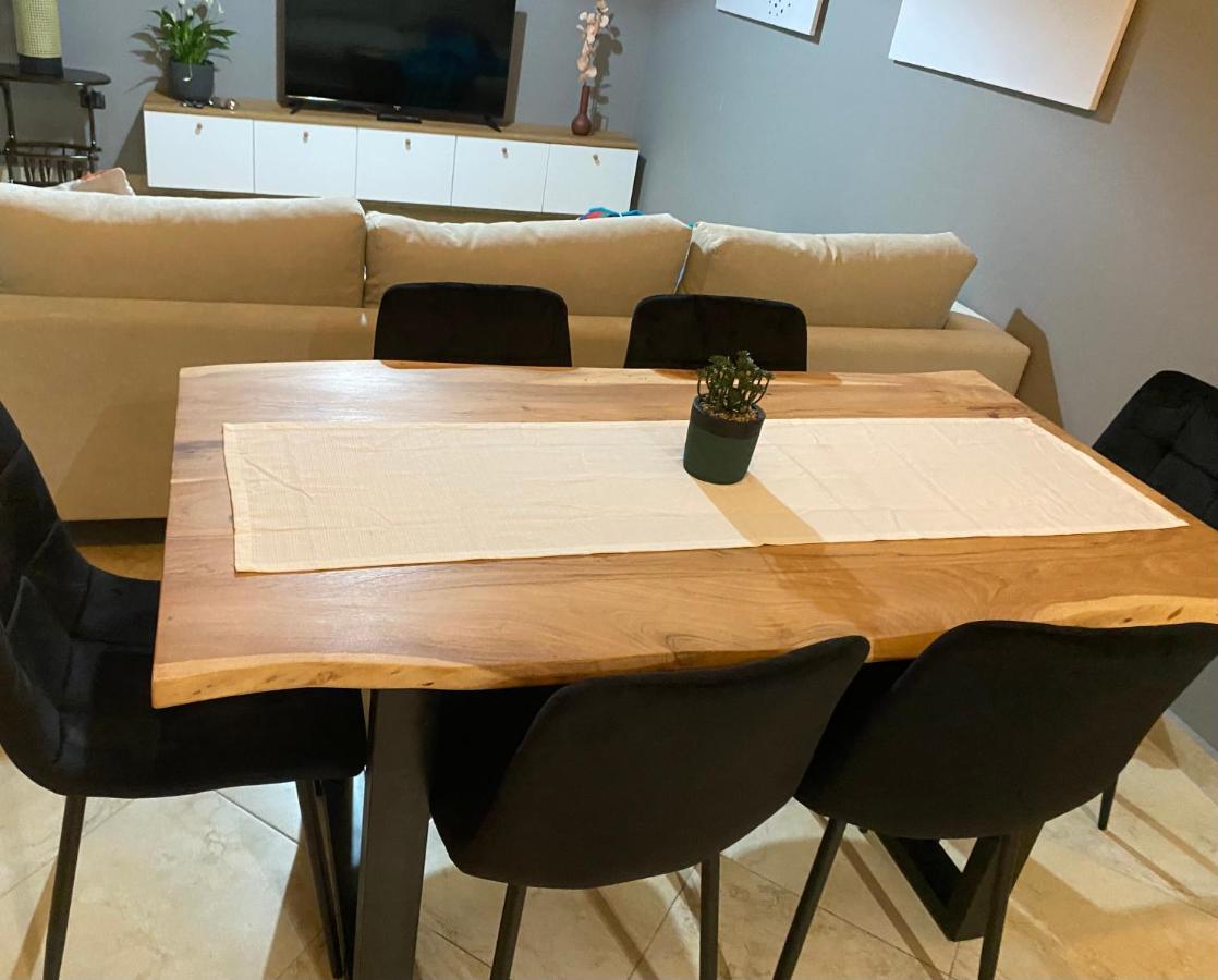 Marlis' Home Golem  Dış mekan fotoğraf
